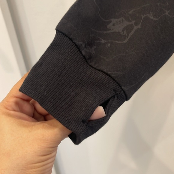 NWT All in Motion Womens Size L Sweatshirt Marble Black - Picture 6 of 6